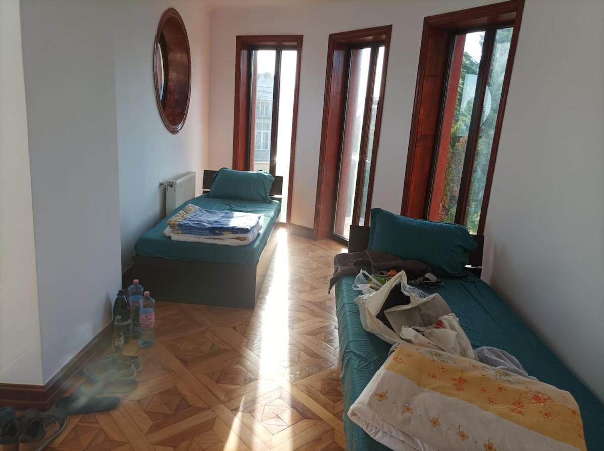 Casa De Vacanta Târgu Jiu Eksteriør billede